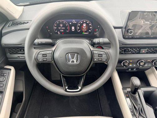 2025 Honda Accord LX 1.5T