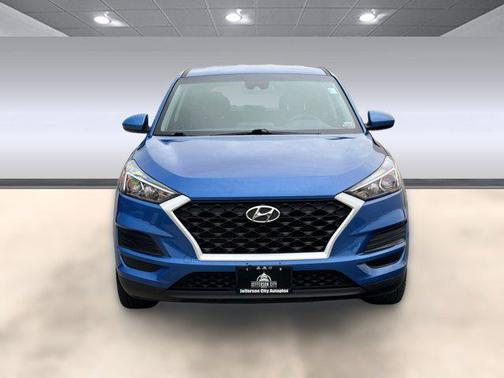 2021 Hyundai TUCSON SE