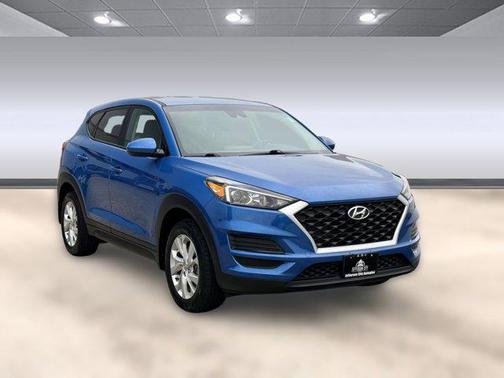 2021 Hyundai TUCSON SE