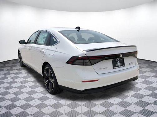 2025 Honda Accord Hybrid Base