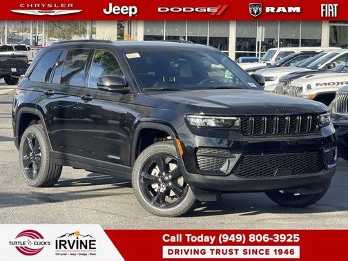 2025 Jeep Grand Cherokee Laredo