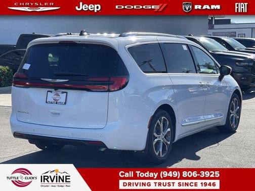 2026 Chrysler Pacifica Pinnacle
