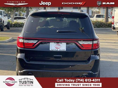 DB Black Clearcoat 2026 Dodge Durango GT HEMI V8