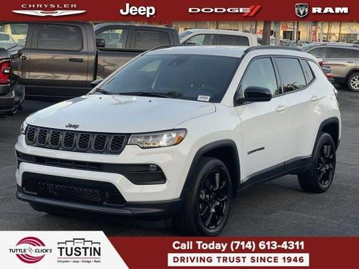 Bright White Clearcoat 2026 Jeep Compass Latitude