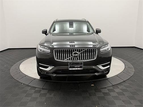 2024 Volvo XC90 Plus