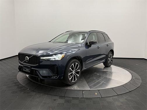 2024 Volvo XC60 Plus