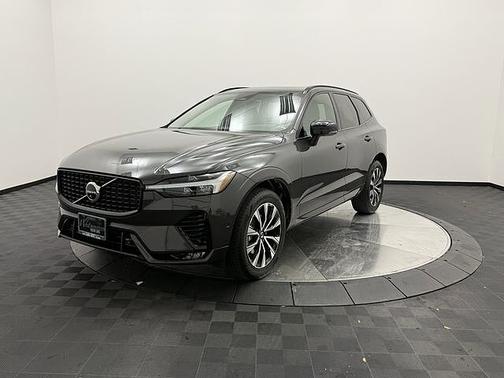 2024 Volvo XC60 Plus