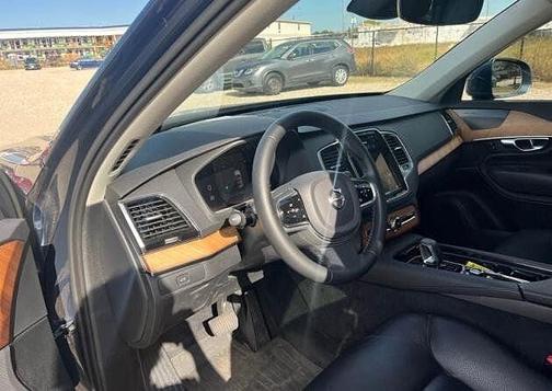 2023 Volvo XC90 Plus