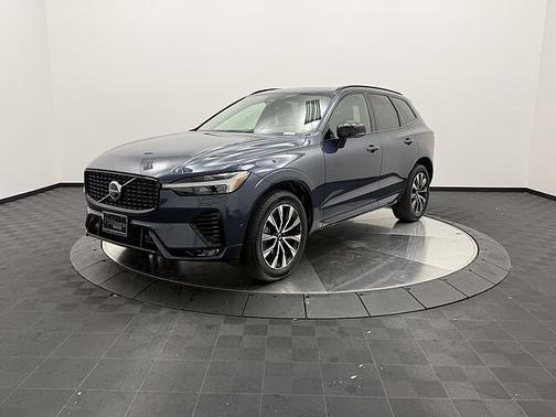 2024 Volvo XC60 Plus