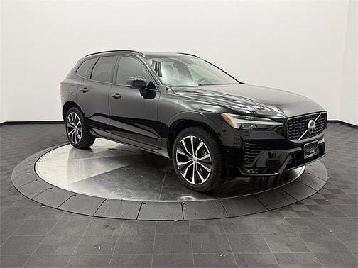 2023 Volvo XC60 Plus