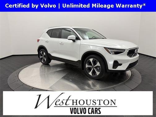 2024 Volvo XC40 B5 Core