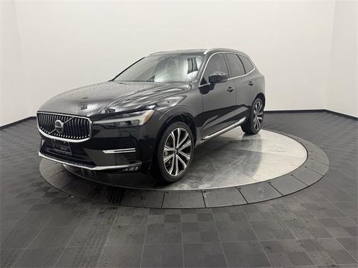 2023 Volvo XC60 Ultimate Bright Theme
