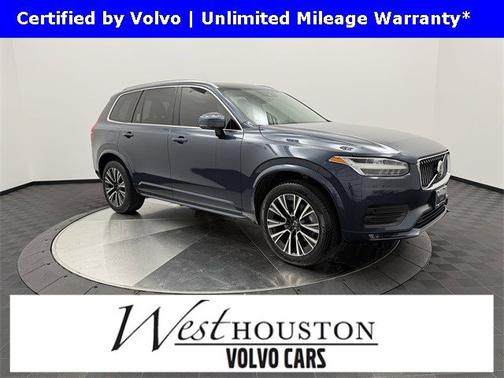 2022 Volvo XC90 Momentum