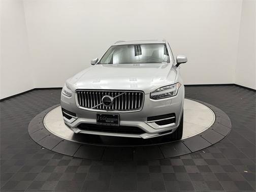 2022 Volvo XC90 Recharge Plug-In Hybrid Inscription Expression