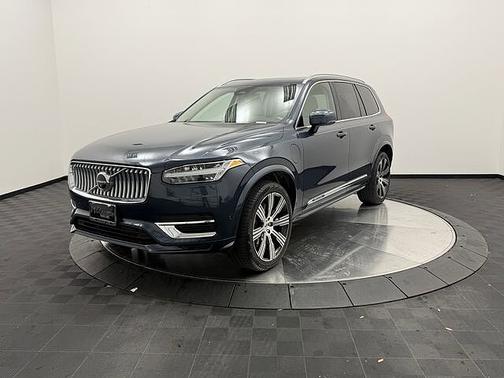 2024 Volvo XC90 Plus