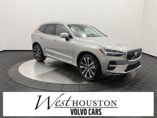 2023 Volvo XC60 Ultimate Bright Theme