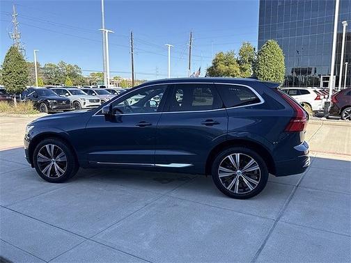 2023 Volvo XC60 Plus