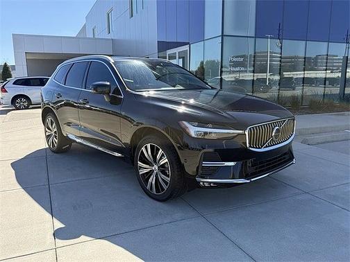 2023 Volvo XC60 Plus