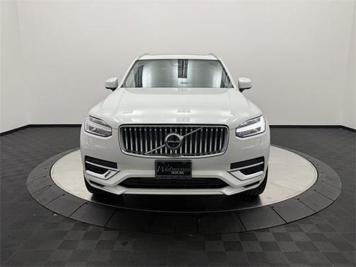 2024 Volvo XC90 Recharge Plug-In Hybrid Plus