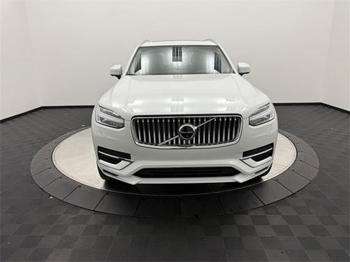 2023 Volvo XC90 Recharge Plug-In Hybrid Plus