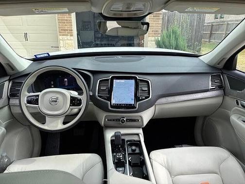 2024 Volvo XC90 Plus