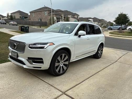 2024 Volvo XC90 Plus