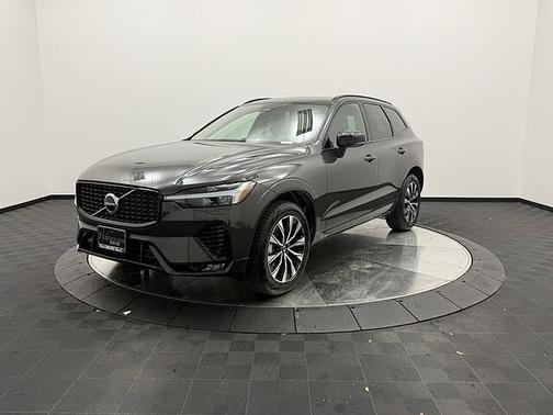 2025 Volvo XC60 Core