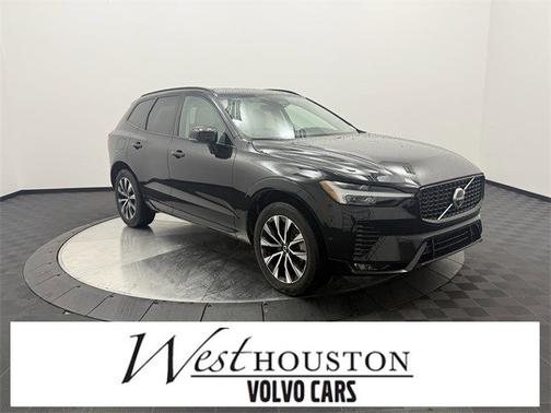 2024 Volvo XC60 Plus Dark Theme