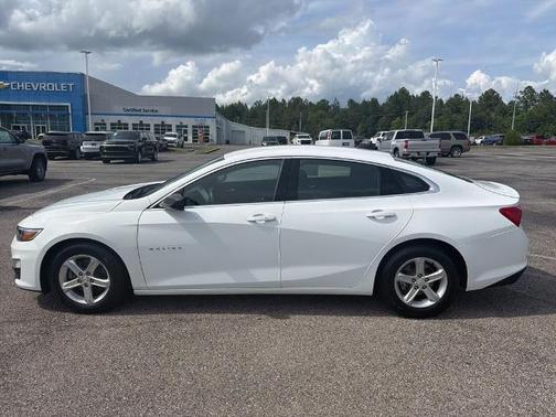 Summit White 2023 Chevrolet Malibu LS W/1FL