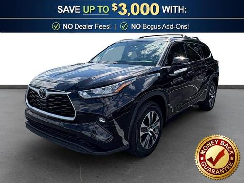 Black 2020 Toyota Highlander XLE