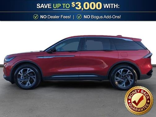 RED CARPET MET CC 2024 Lincoln Nautilus PREMIERE