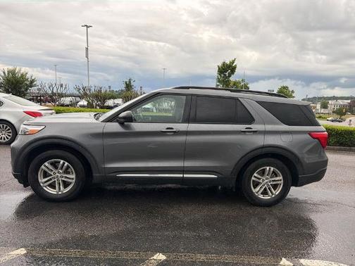 CARBONIZED GRAY METALLIC 2022 Ford Explorer XLT