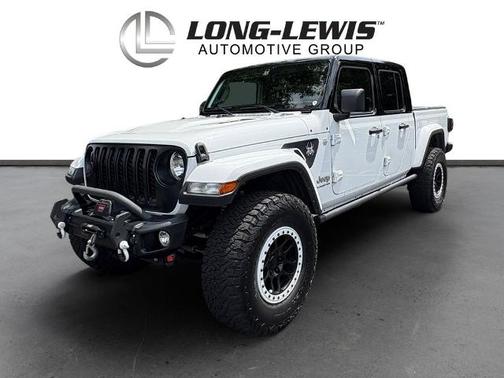 Bright White Clearcoat 2021 Jeep Gladiator OVERLAND