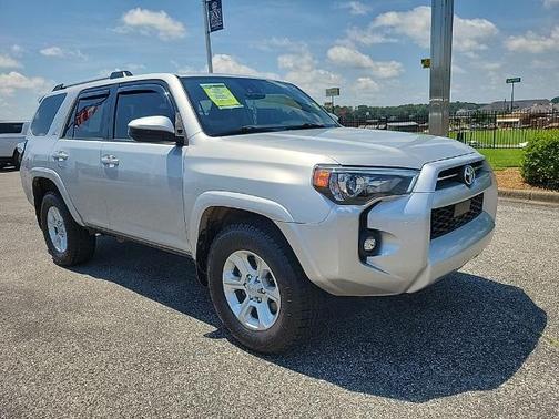 Classic Silver Metallic 2021 Toyota 4Runner SR5