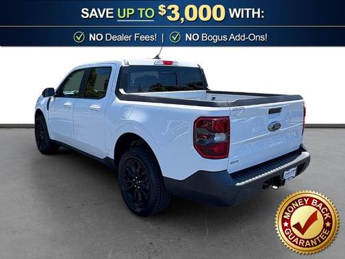 OXFORD WHITE 2023 Ford Maverick LARIAT
