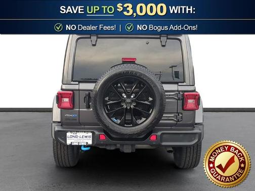 Granite Crystal Clearcoat Metallic 2022 Jeep Wrangler Unlimited SAHARA