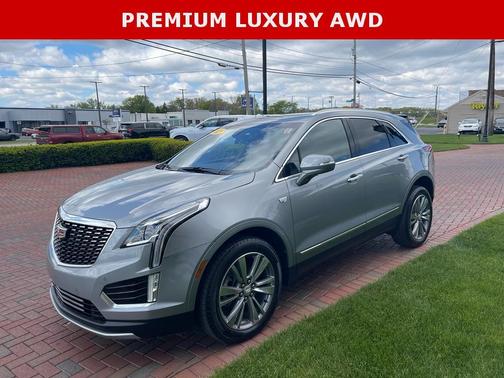Silver Metallic 2025 Cadillac XT5 Premium Luxury