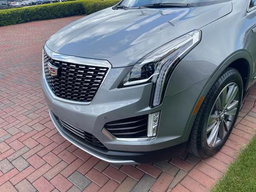 Silver Metallic 2025 Cadillac XT5 Premium Luxury
