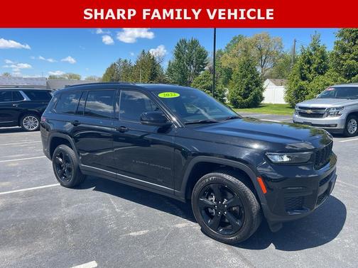 Diamond Black 2022 Jeep Grand Cherokee L Laredo