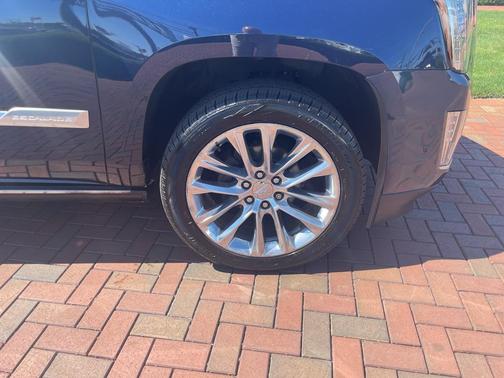 Dark Adriatic Blue Metallic 2018 Cadillac Escalade Premium Luxury
