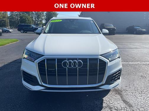 2024 Audi Q7 45 Premium Plus