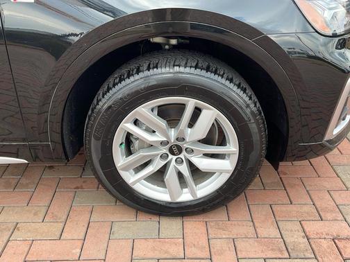 2023 Audi Q5 45 S line quattro Premium