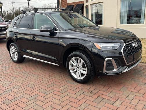2023 Audi Q5 45 S line quattro Premium