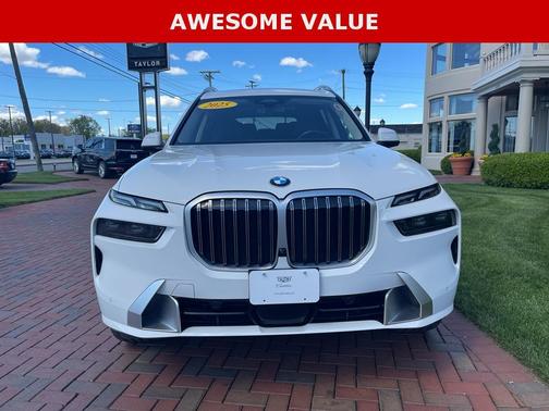 White 2025 BMW X7 xDrive40i
