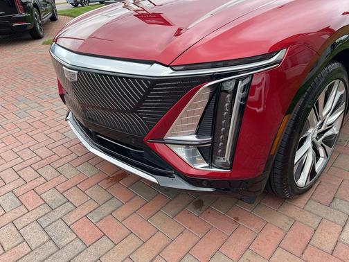 2024 Cadillac LYRIQ Luxury
