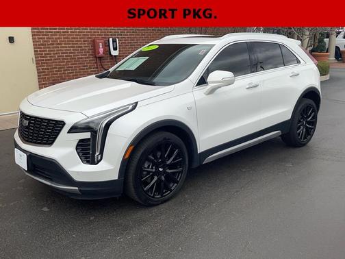 2022 Cadillac XT4 Premium Luxury