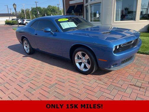 2022 Dodge Challenger SXT