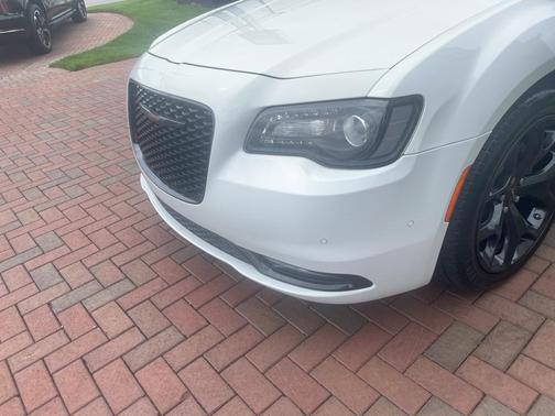 2023 Chrysler 300 S