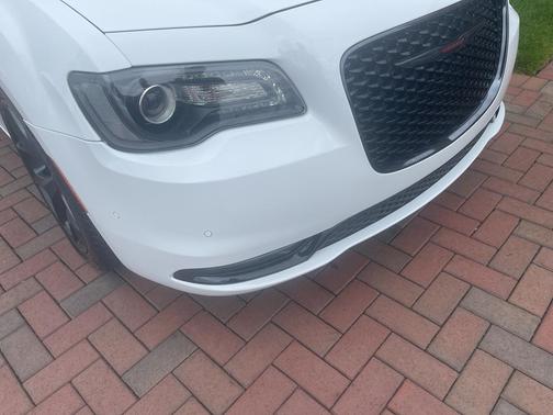 2023 Chrysler 300 S