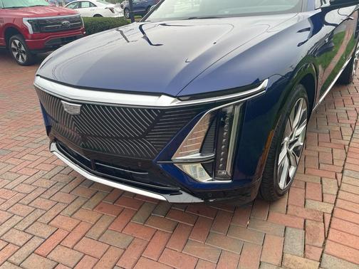 2024 Cadillac LYRIQ Luxury